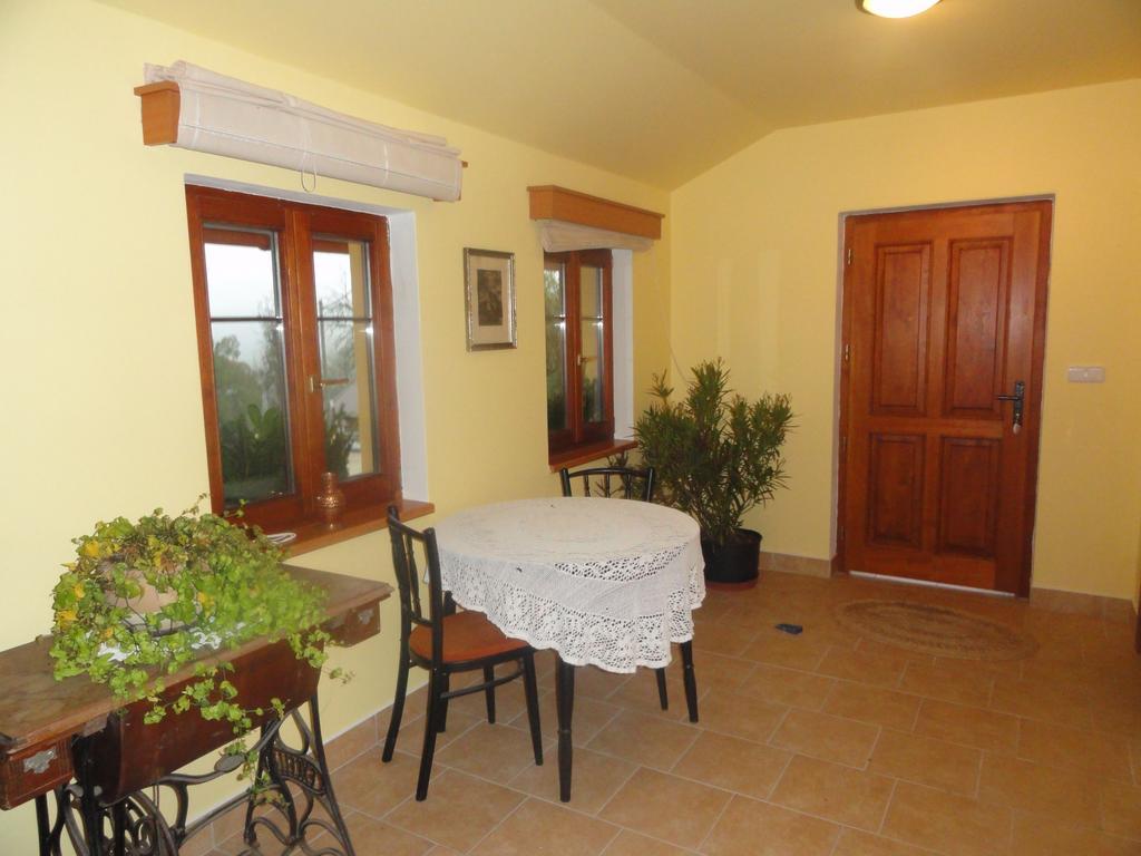Apartment U Videmanu Poniklá Zewnętrze zdjęcie